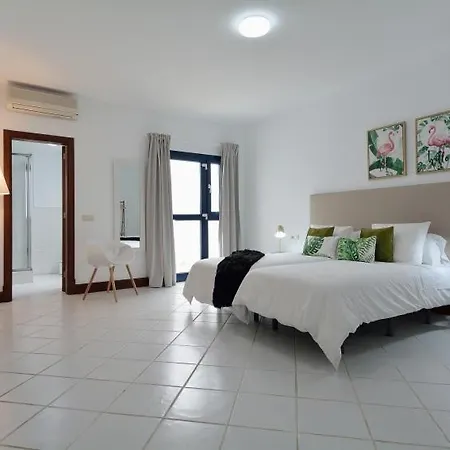 Casa Cortijo Cinco - Great 3 Bedroom - Short Walk To Marina * Puerto Calero
