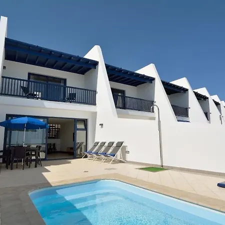 Casa Cortijo Cinco - Great 3 Bedroom - Short Walk To Marina Villa *